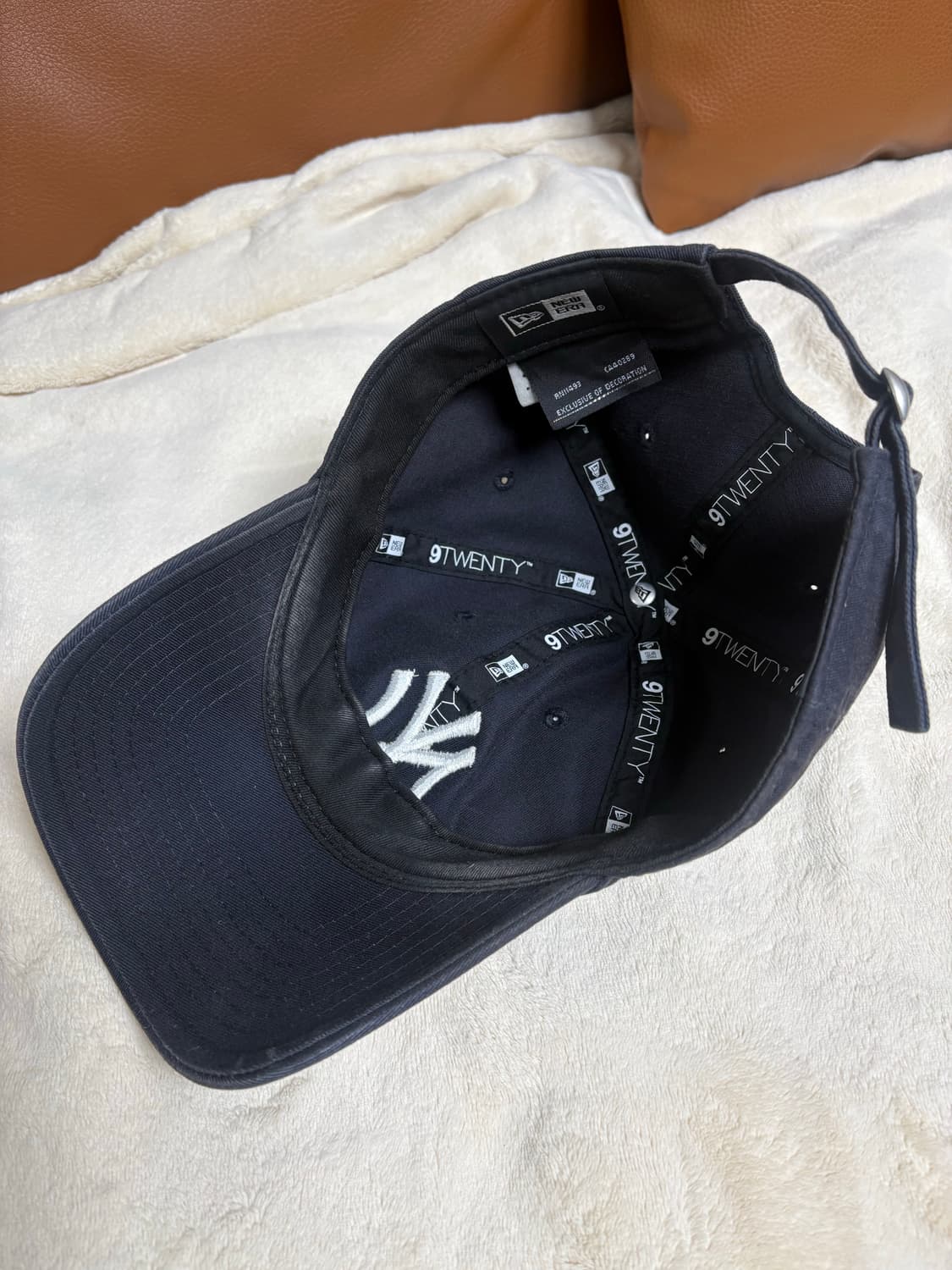 모마 볼캡 뉴에라 모자 뉴에라 x 모마 뉴욕 양키즈 캡 블랙 상품이미지6