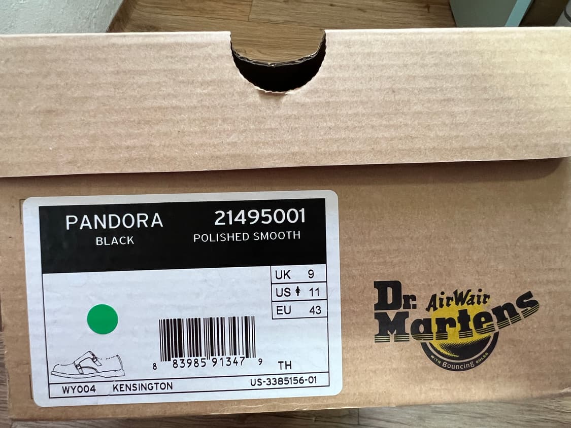 Dr.Martens PANDORA Loafers 상품이미지4