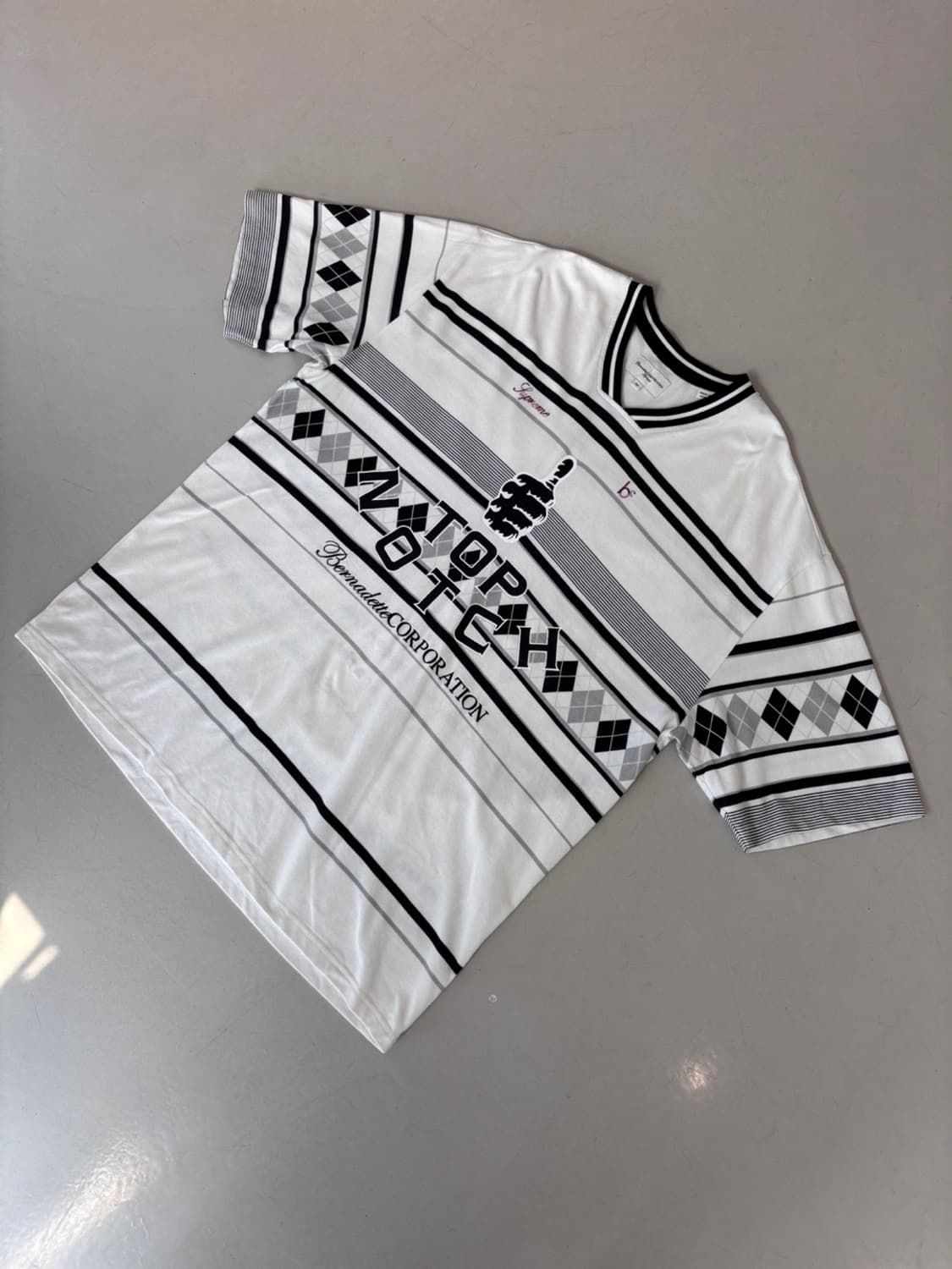 Vintage Supreme Judge Round T 상품이미지3