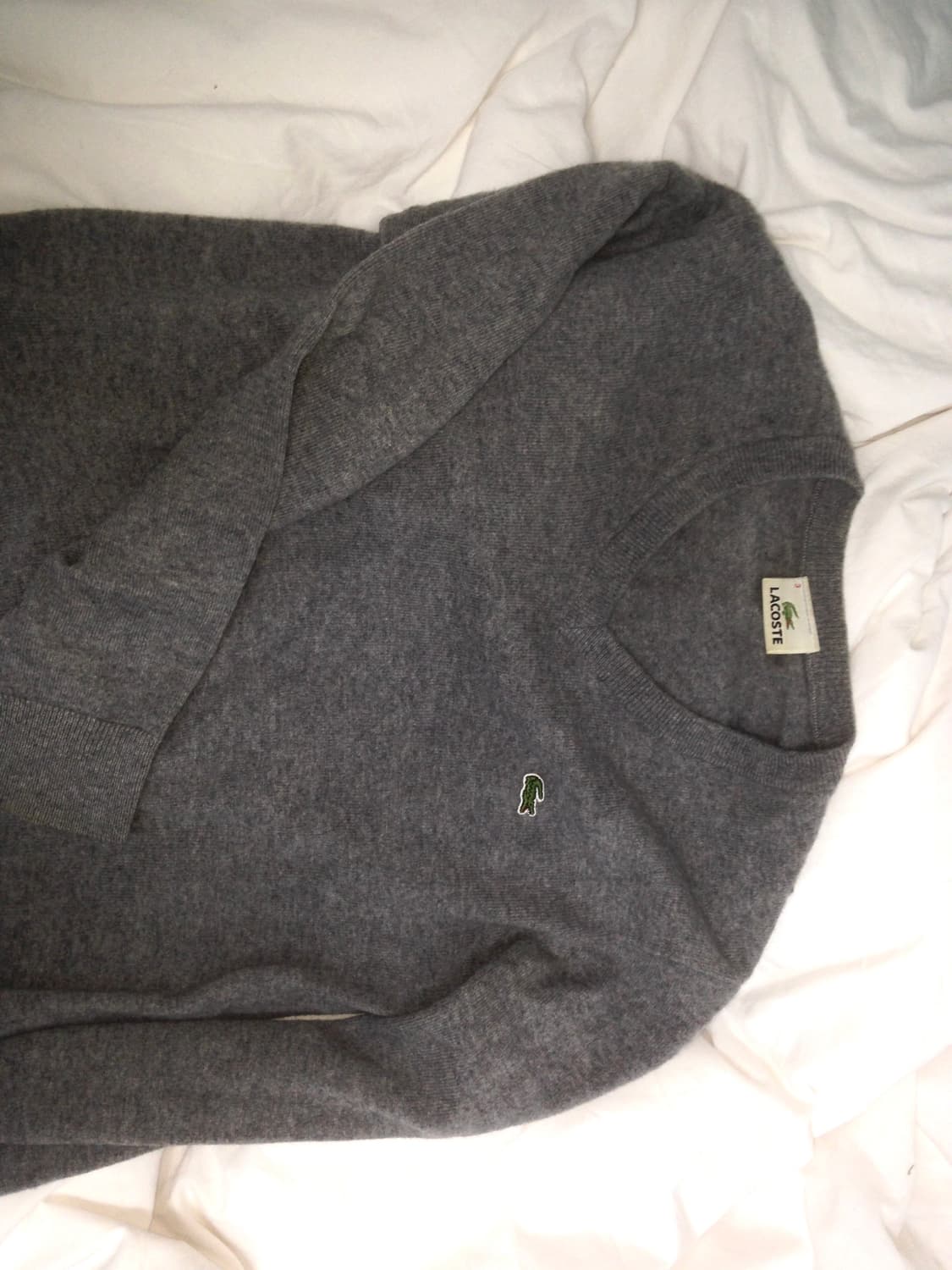 라코스테 브이넥 니트 그레이 상품이미지2