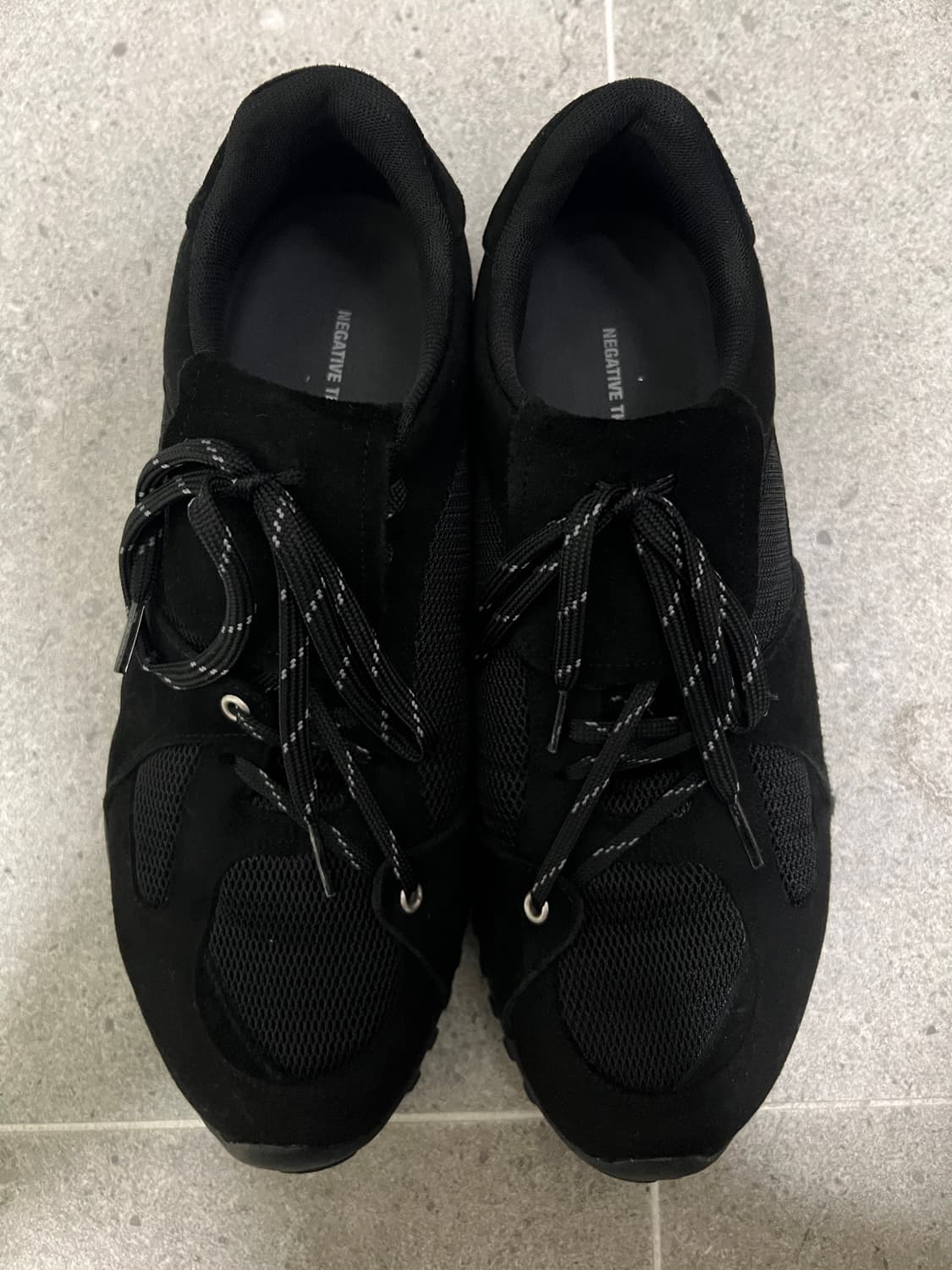 네거티브쓰리 Asymmetry Sneakers 270 사이즈 팝니다 상품이미지1