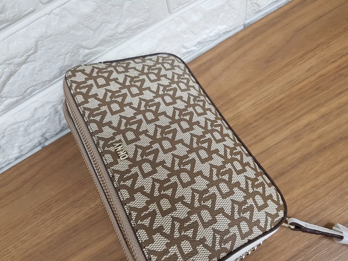 DKNY 미니 크로스백 (미사용) 상품이미지2