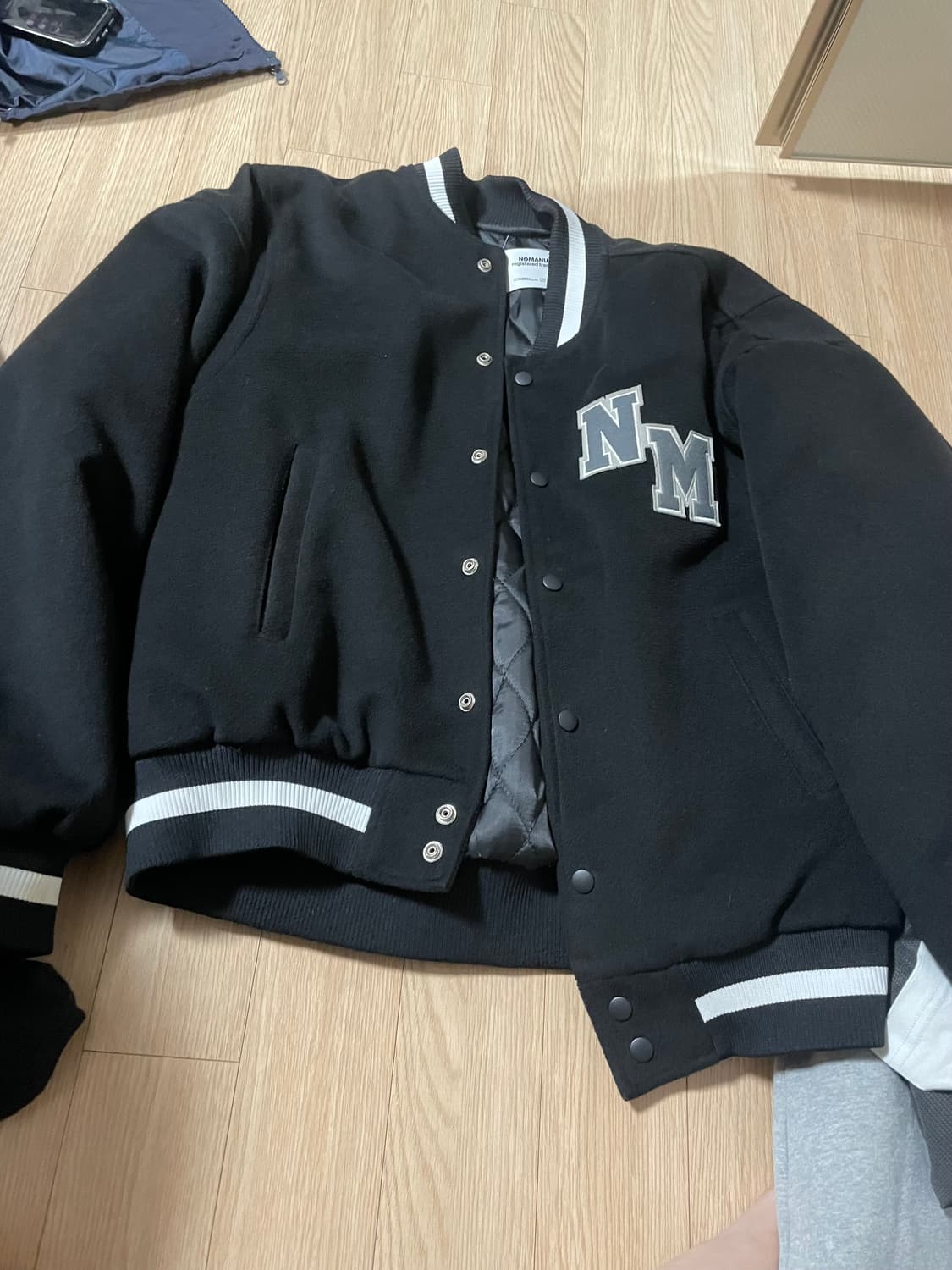 노메뉴얼 바시티 자켓 L사이즈 상품이미지1