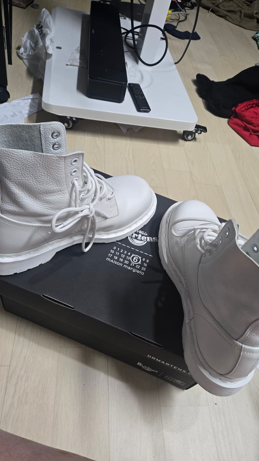 닥터마틴 1460 mm6 마르지엘라 콜라보 상품이미지3