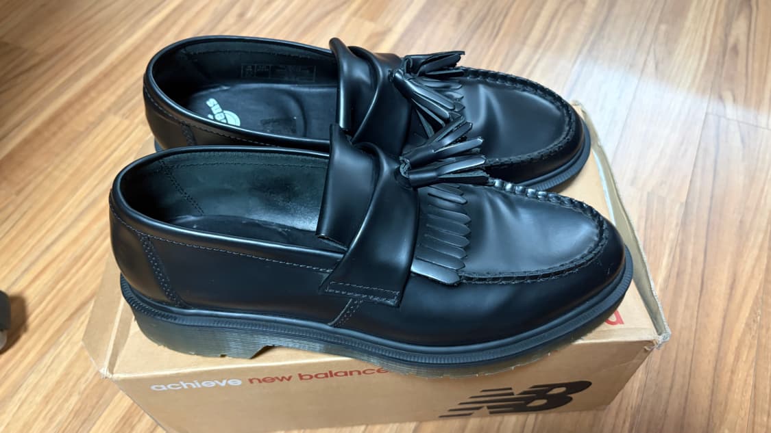 닥터마틴 아드리안 스무스 블랙 280 상품이미지1