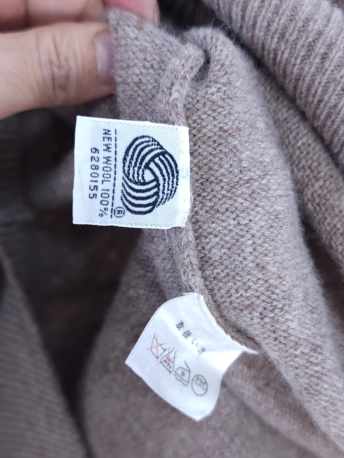 폴로클럽 울100 니트 상품이미지4