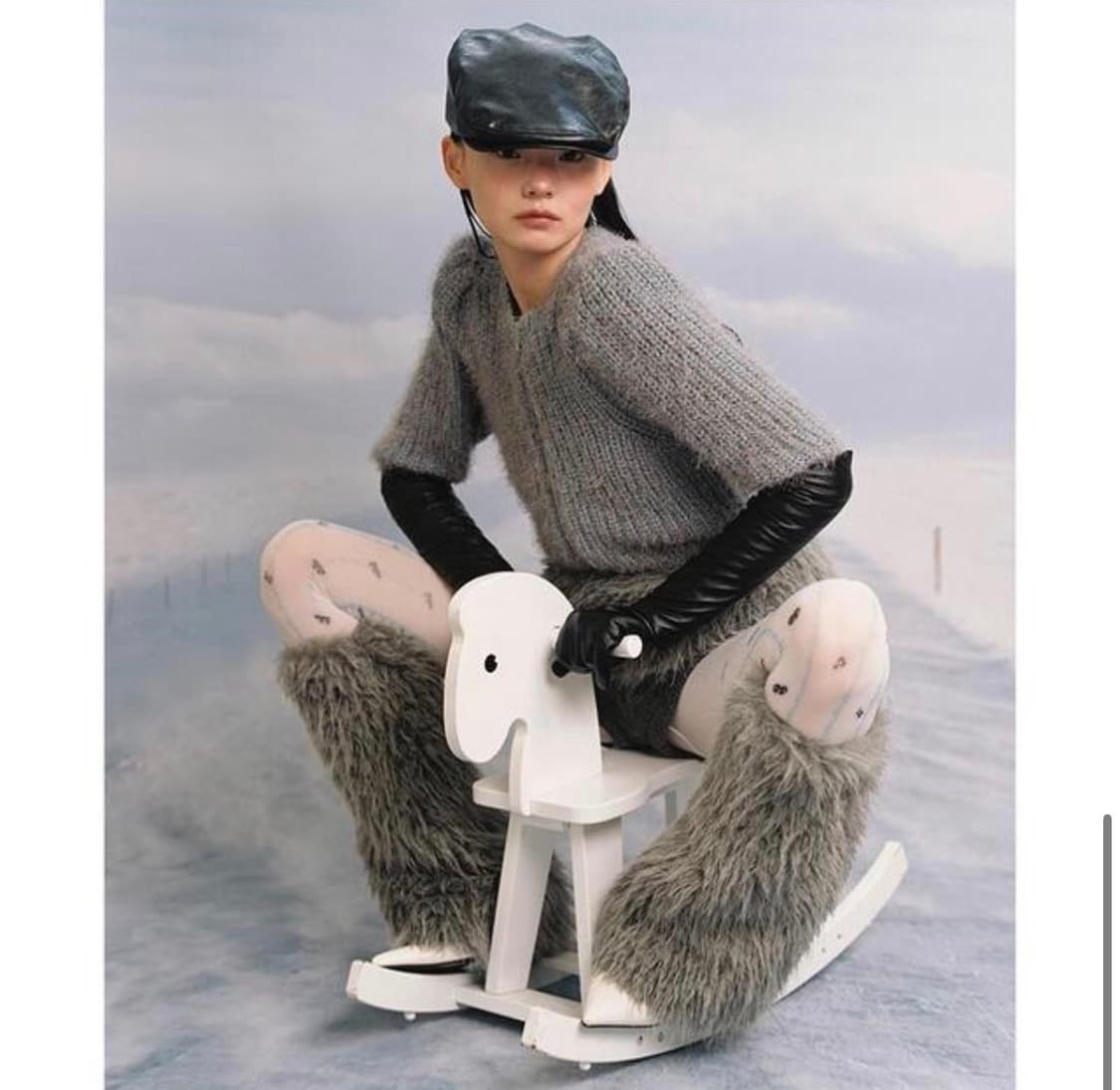 어썸니즈 CLASSIC HUNTING CAP_LEATHER BLACK 상품이미지2