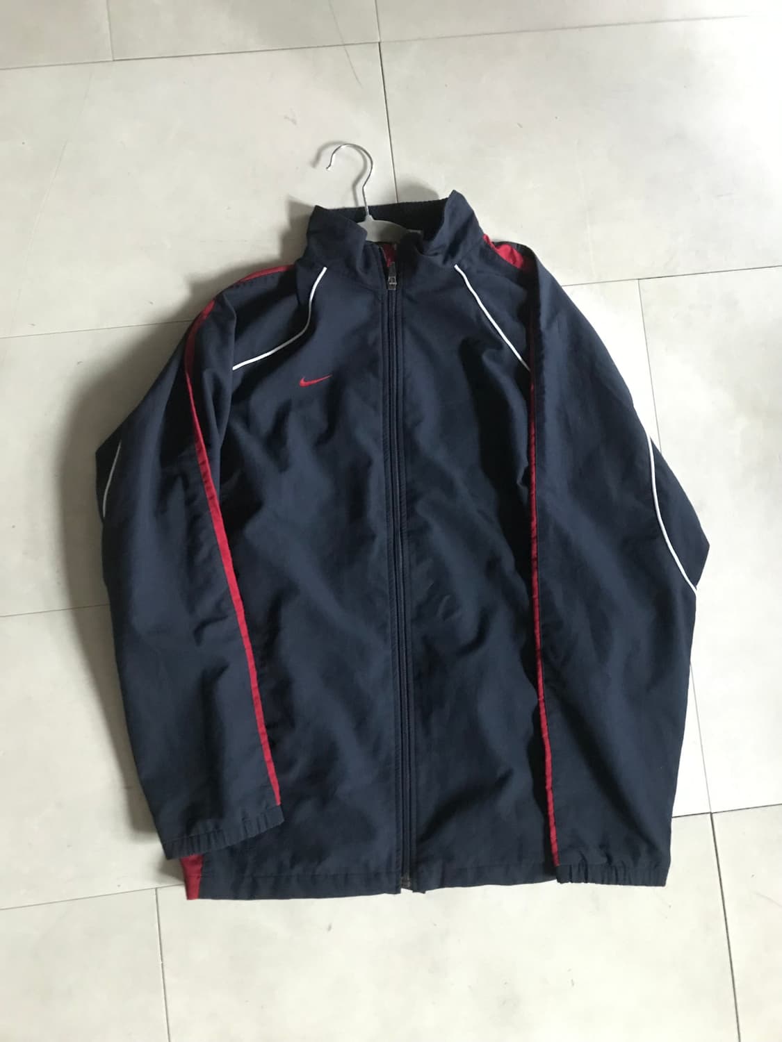 나이키 네이비 레드 바람막이 상품이미지9