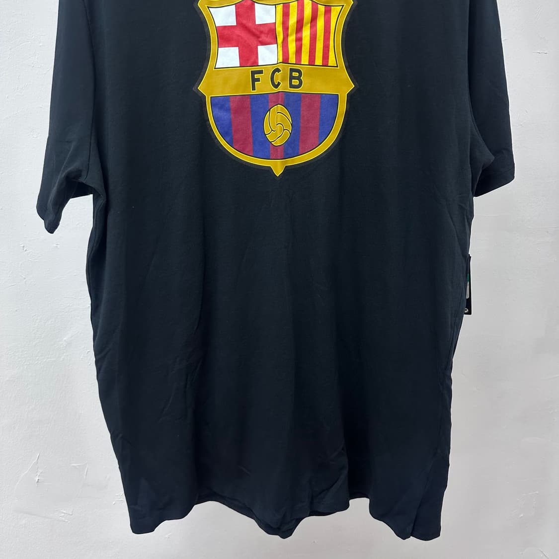 (새상품) 나이키 FC바르셀로나 블랙 반팔 티셔츠 XL사이즈 상품이미지3