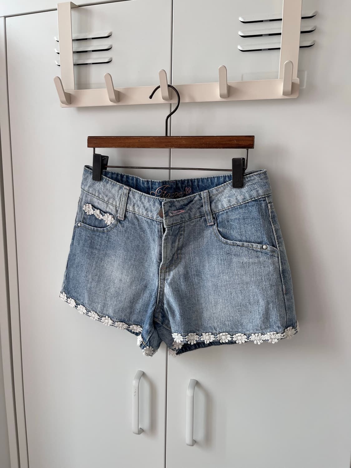 Vintage 꽃자수 레이스 데님 숏팬츠 상품이미지1
