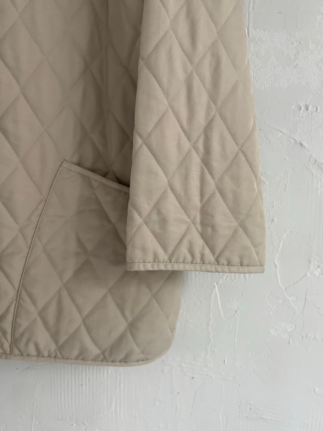 Burberry 버버리 아이보리 퀄팅 자켓 상품이미지4