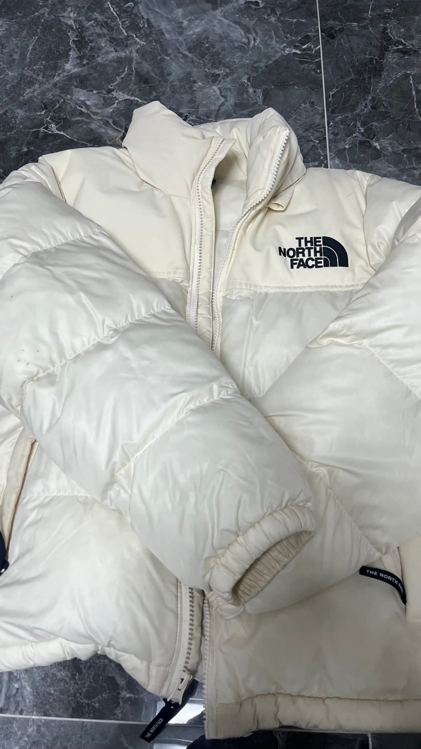 여성 노스페이스 눕시 온볼 크림 패딩 상품이미지2