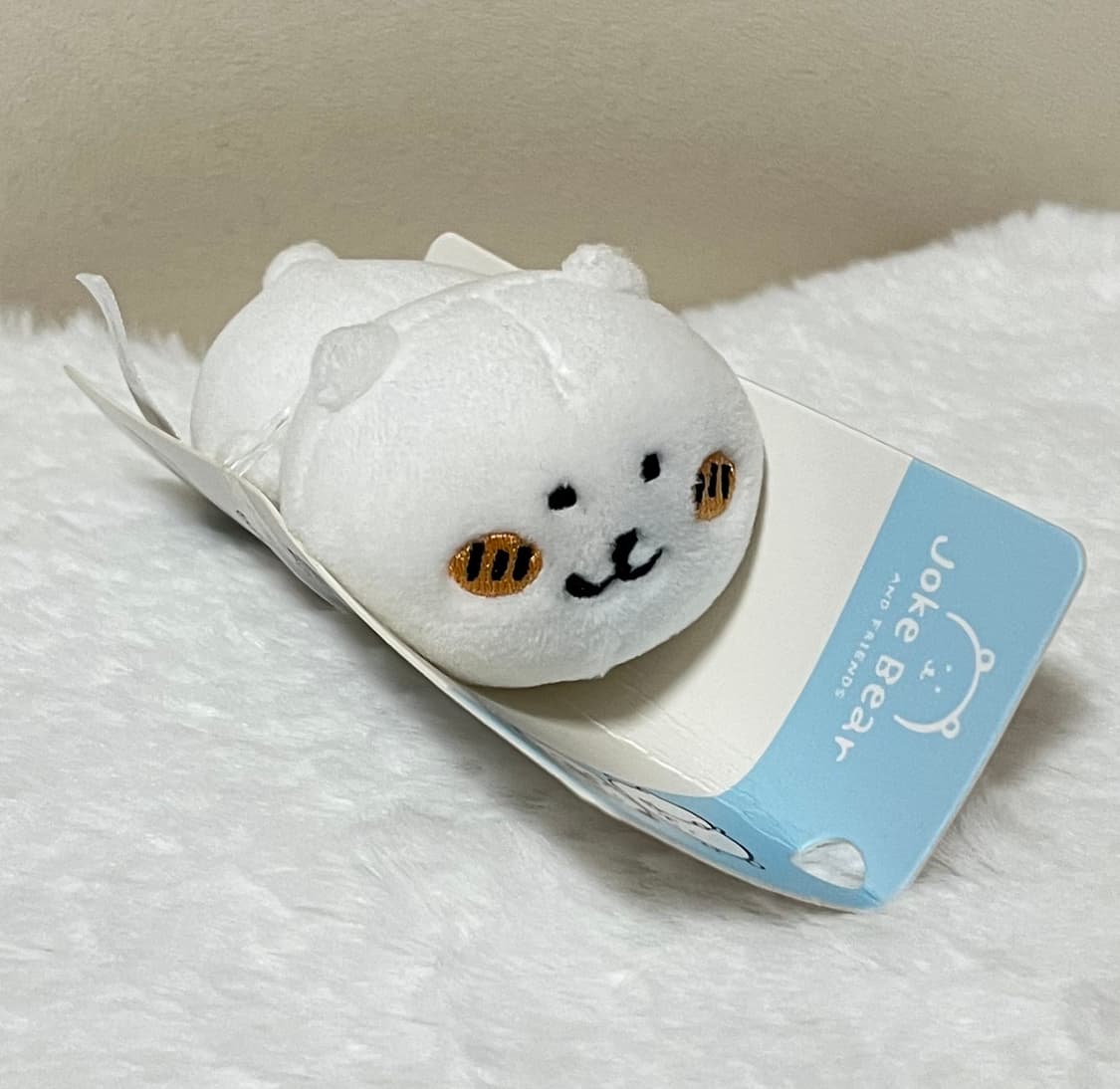 누워있는 농담곰인형 뱃지 상품이미지4