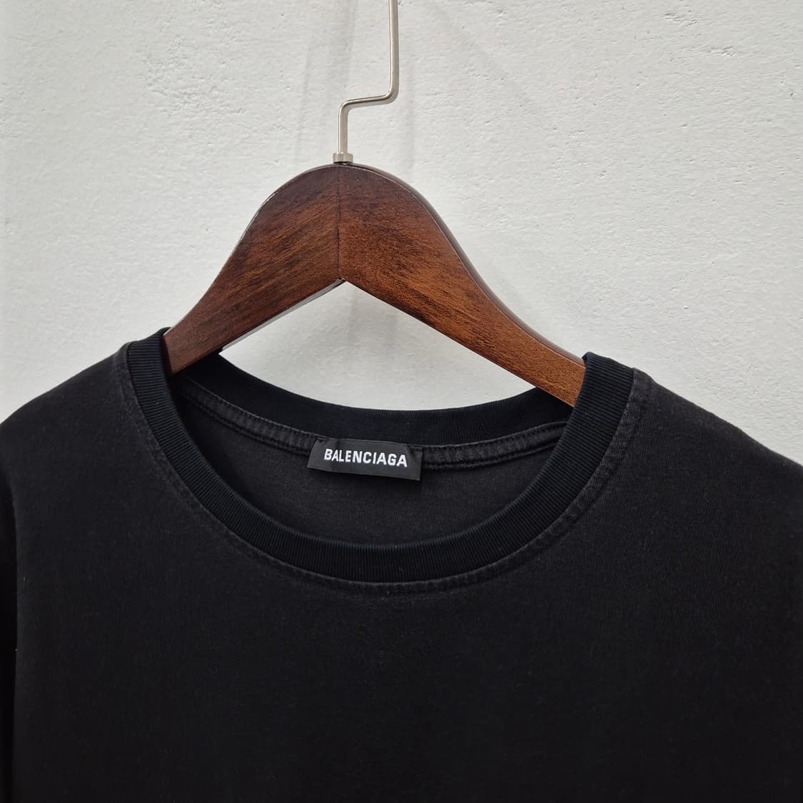 발렌시아가 레귤러핏 반팔 M 상품이미지2