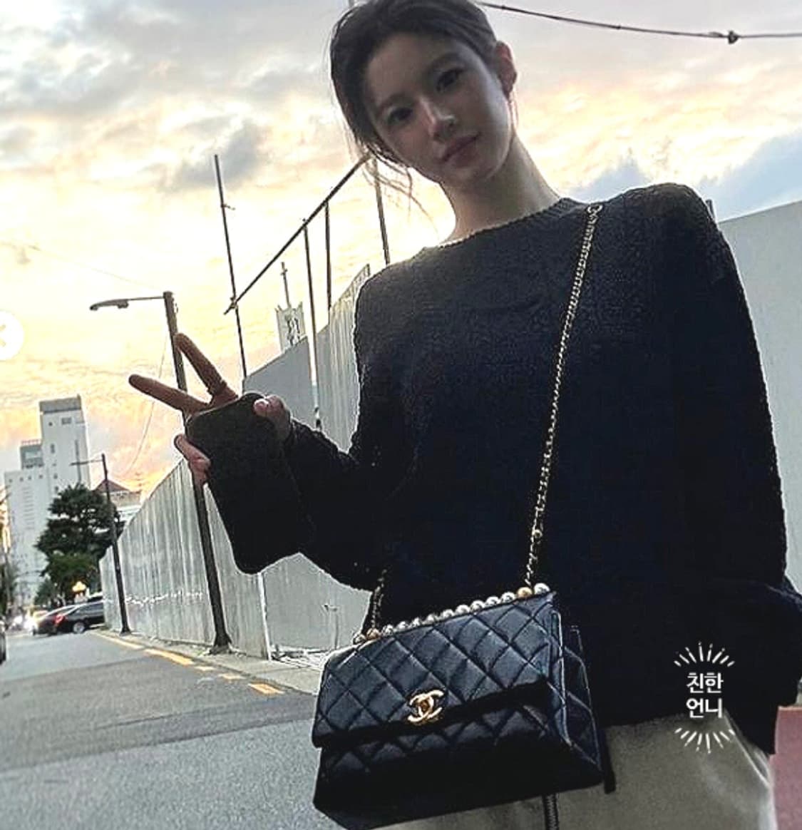 샤넬 진주 핸들 플랩백 한정판 새상품 (쿨거네고) 상품이미지2