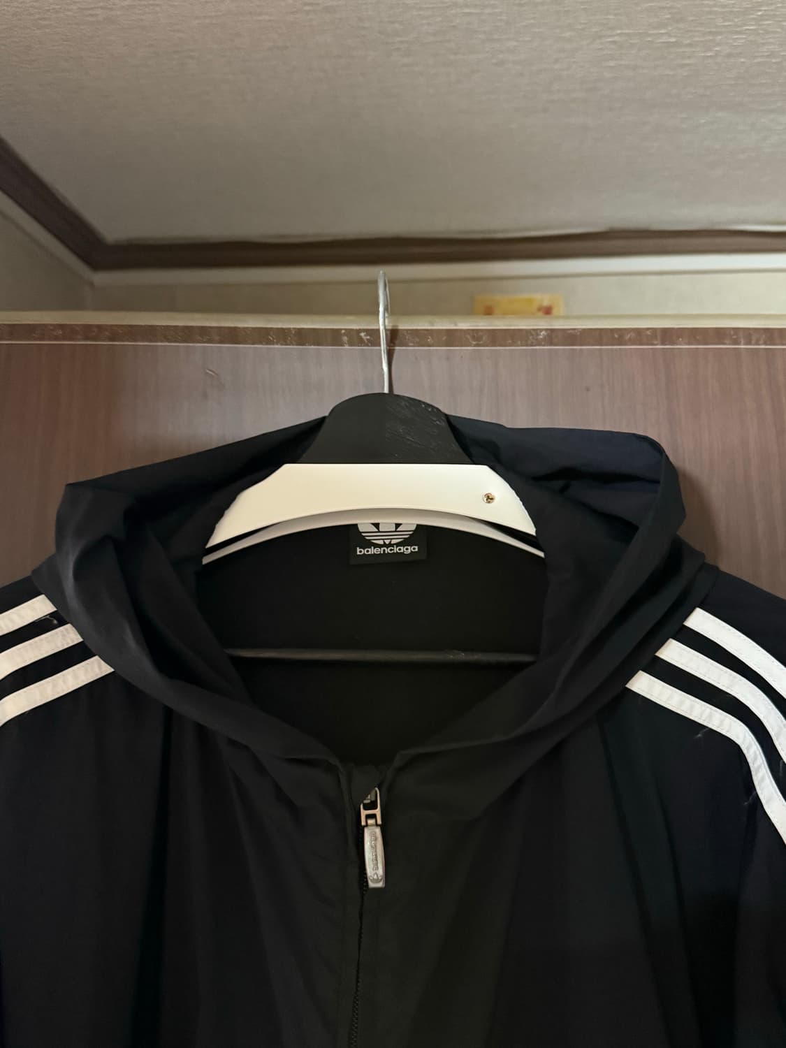 (XL극미중고) 발렌시아가X아디다스 포플린 후드 자켓 블랙 상품이미지3