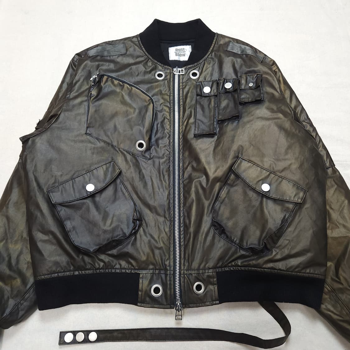 [OS] Dust Blow 멀티 포켓 봄버 자켓 (100~105) 상품이미지1