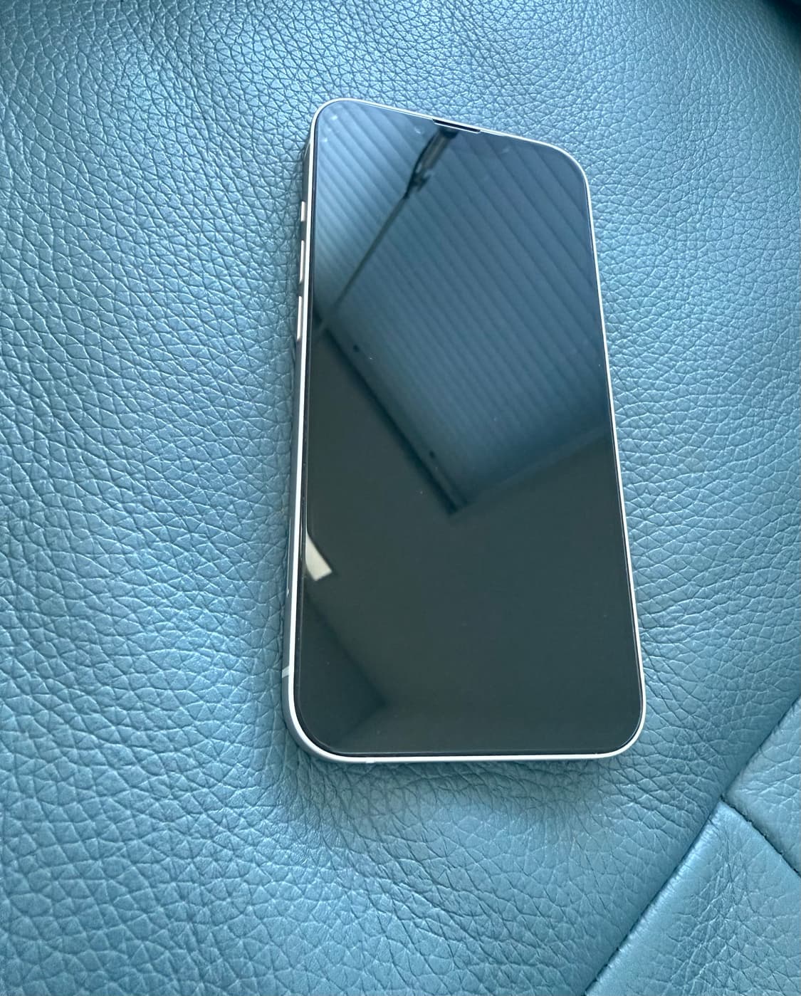 아이폰 13 화이트 128GB 케이스티파이 케이스 1개 포함 상품이미지6