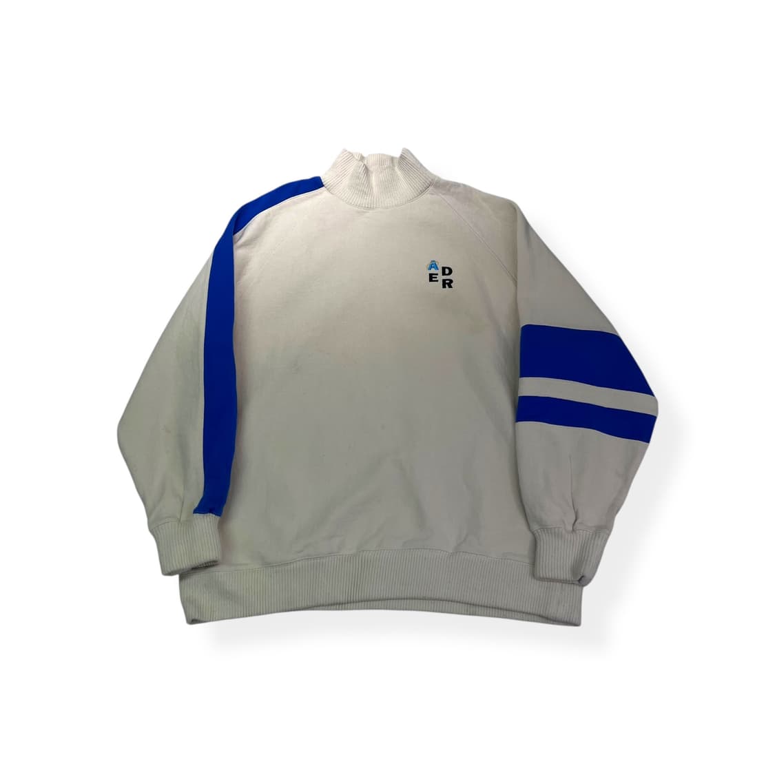 110 아더에러 18SS 자수 맨투맨 상품이미지1