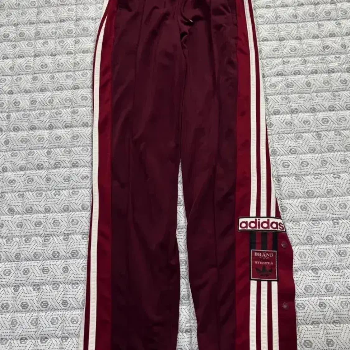 아디다스 버건디 배기 트랙 팬츠 XS 상품이미지1
