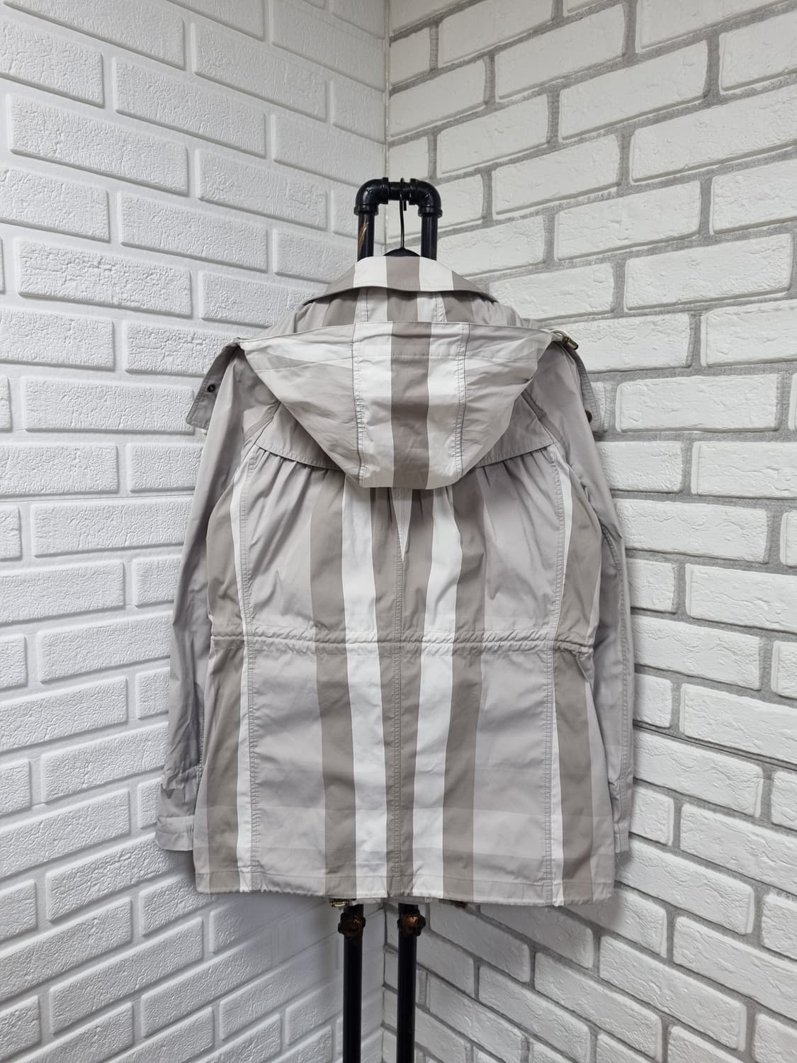 [uk8/정품] 버버리 그레이체크 후드 바람막이 상품이미지4