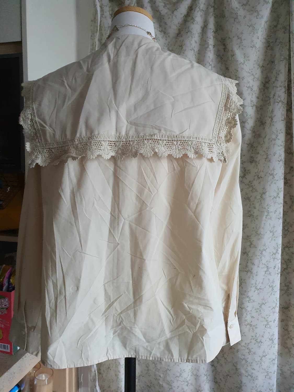 [지뢰계] 레이스 빅 카라 블라우스 아이보리 상품이미지3