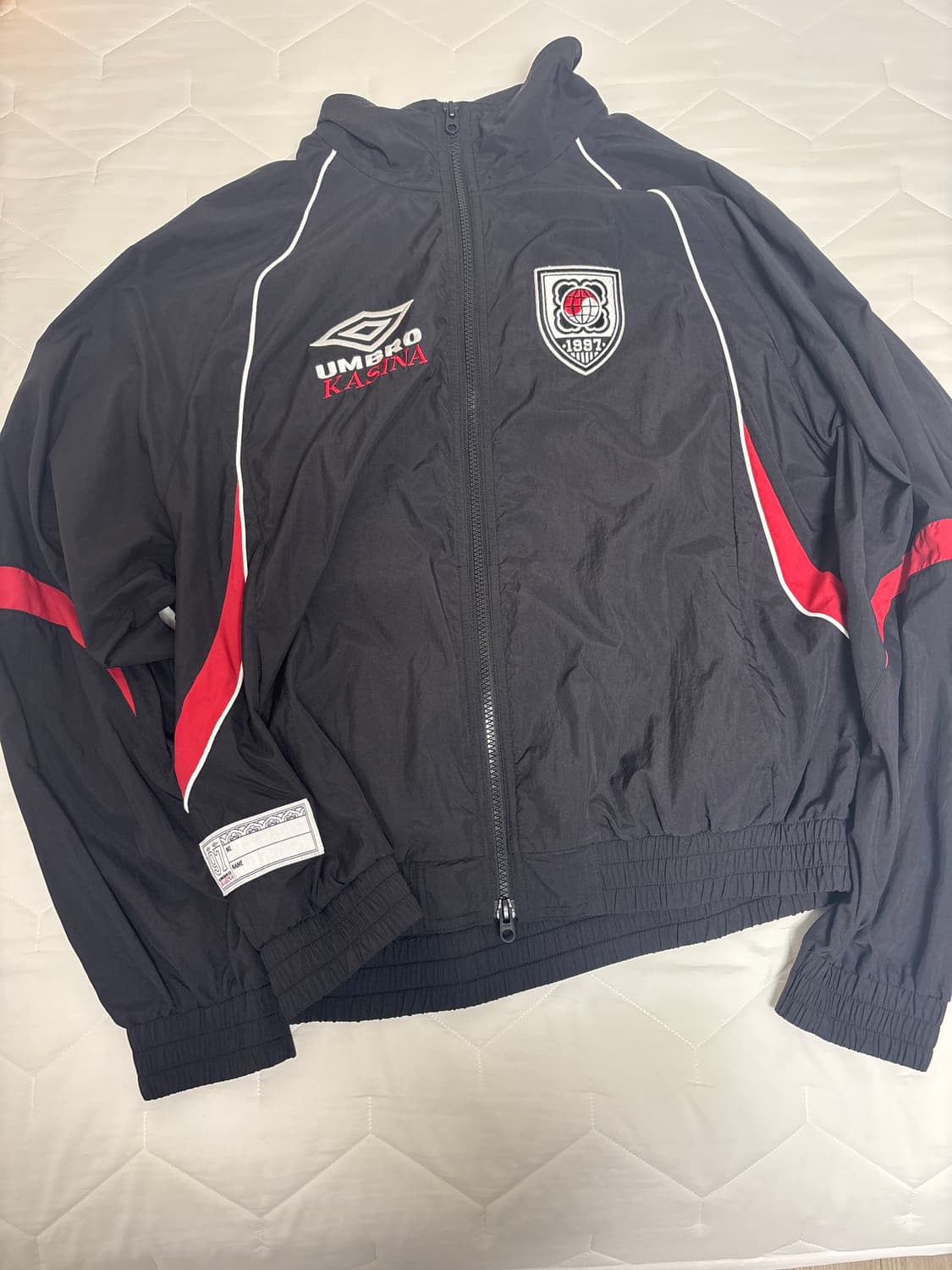 엄브로X카시나 바람막이 M사이즈 상품이미지1