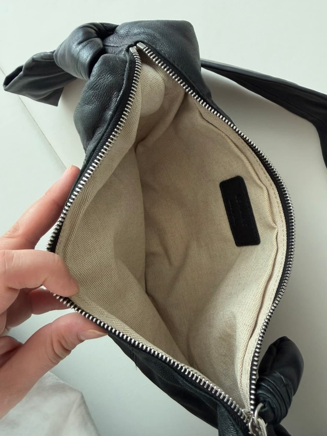 르메르 크루아상 범백 스몰 블랙 상품이미지4