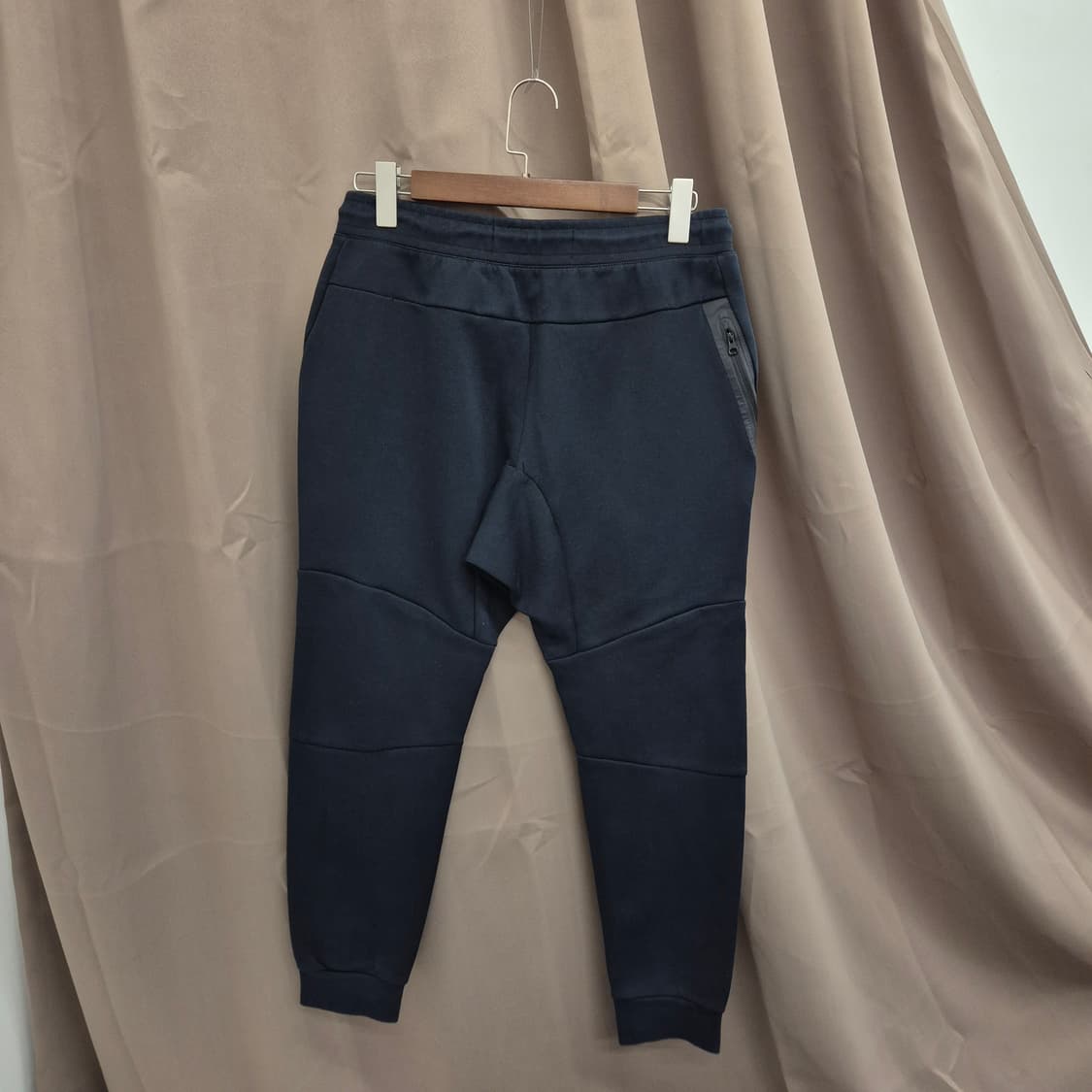 나이키 테크 플리스 조거 팬츠 L 상품이미지3