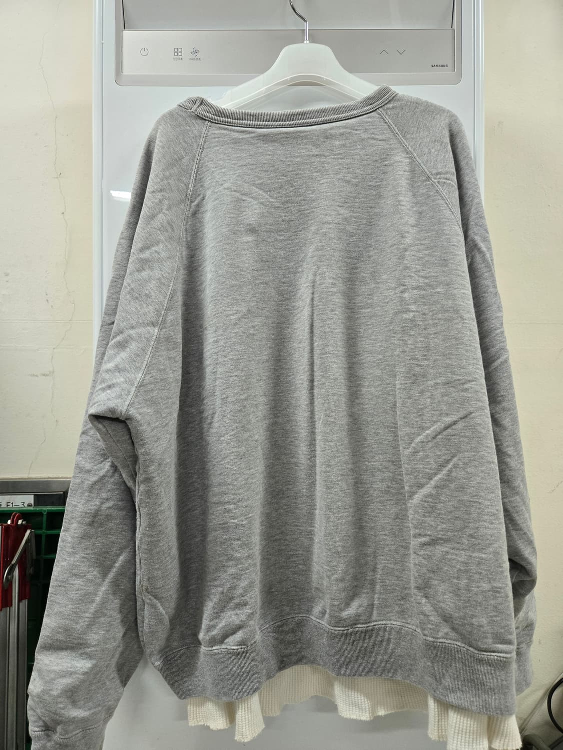 사스콰치패브릭스  레이어드맨투맨 상품이미지2