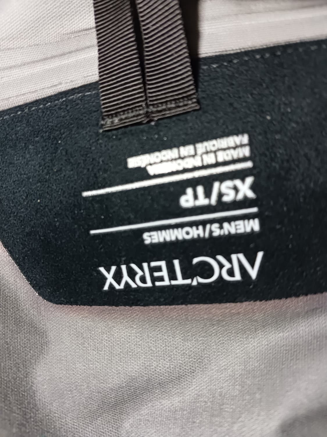 크림판{정품}아크테릭스 베타 고어텍스 바람막이 자켓 상품이미지9