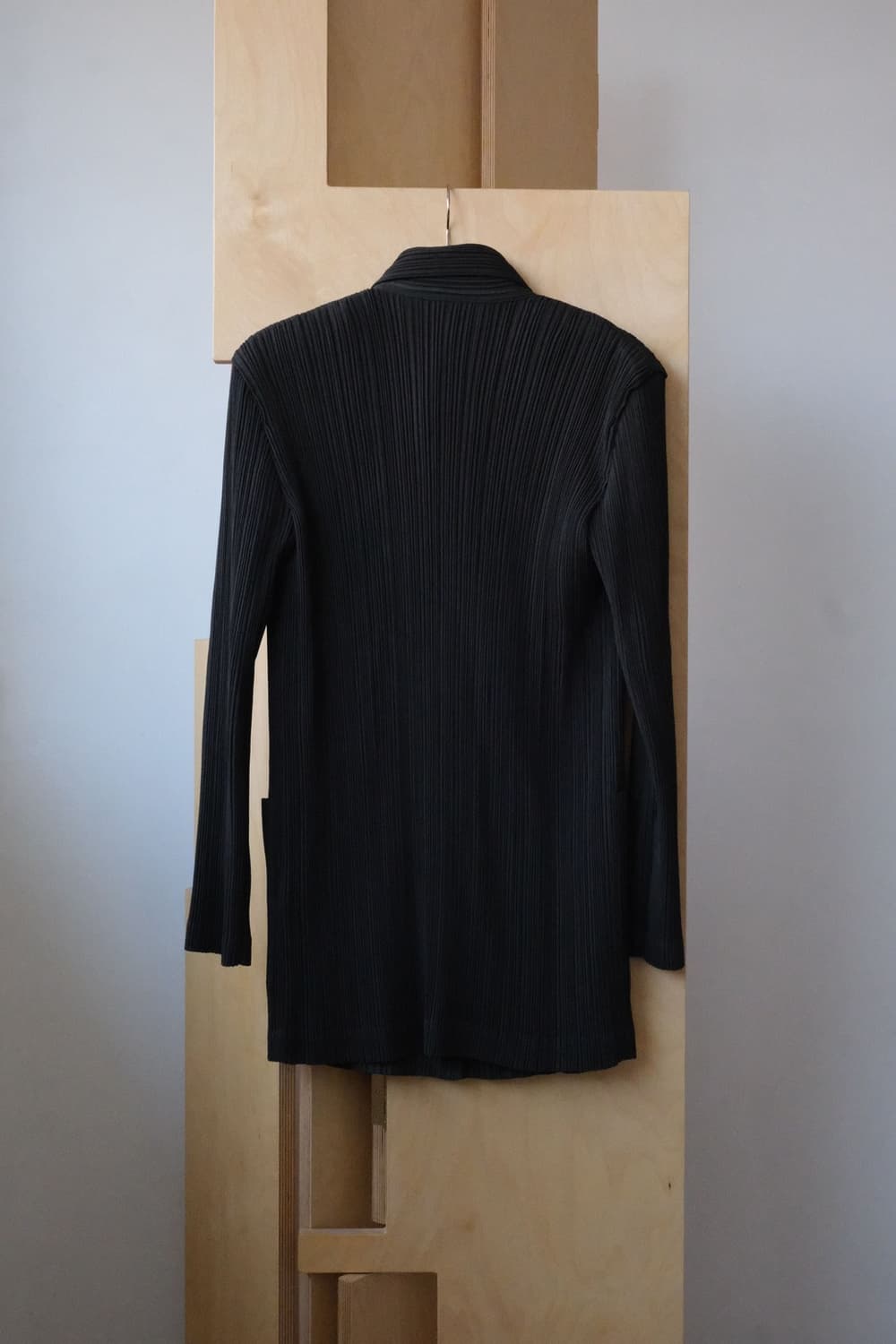ISSEY MIYAKE Pleated Jacket 상품이미지2