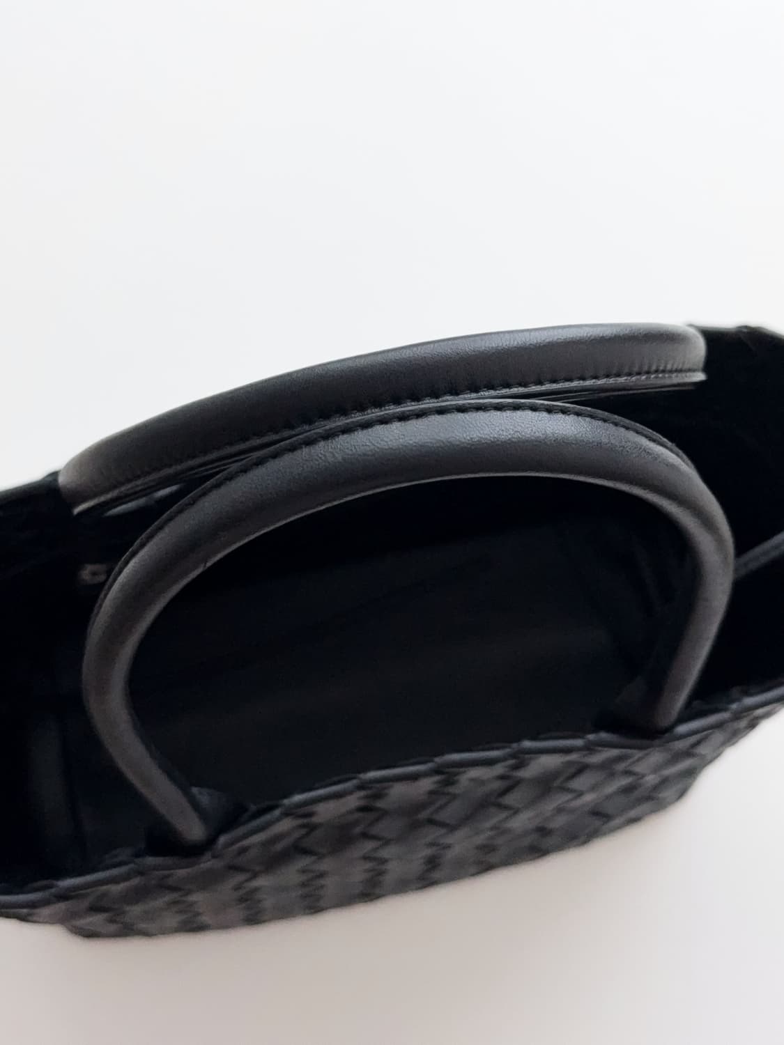 보테가베네타 인트레치아토 토트백 상품이미지4