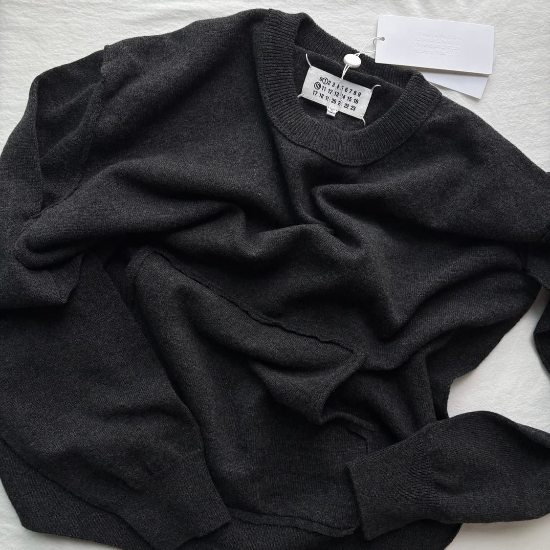 [S] 마르지엘라 울 캐시미어 니트 차콜 상품이미지1