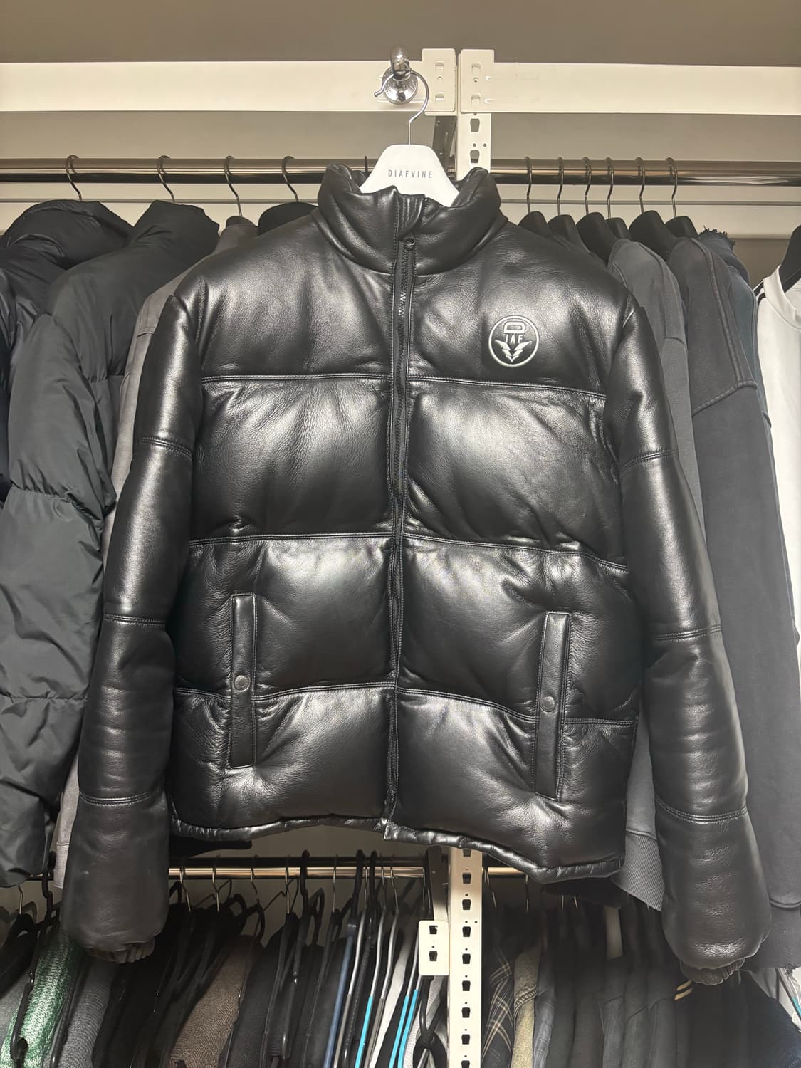 디아프바인 가죽패딩 상품이미지1