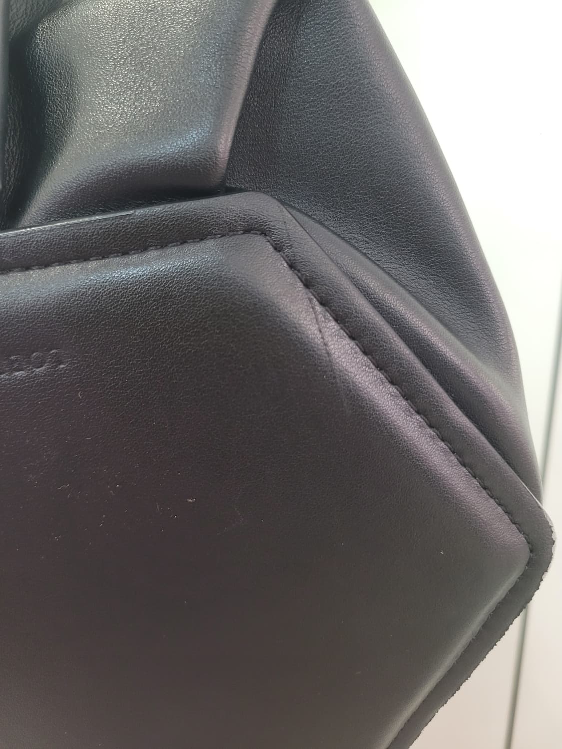 루에브르 삭 드 트럼펫 숄더백 블랙 스몰사이즈 상품이미지10