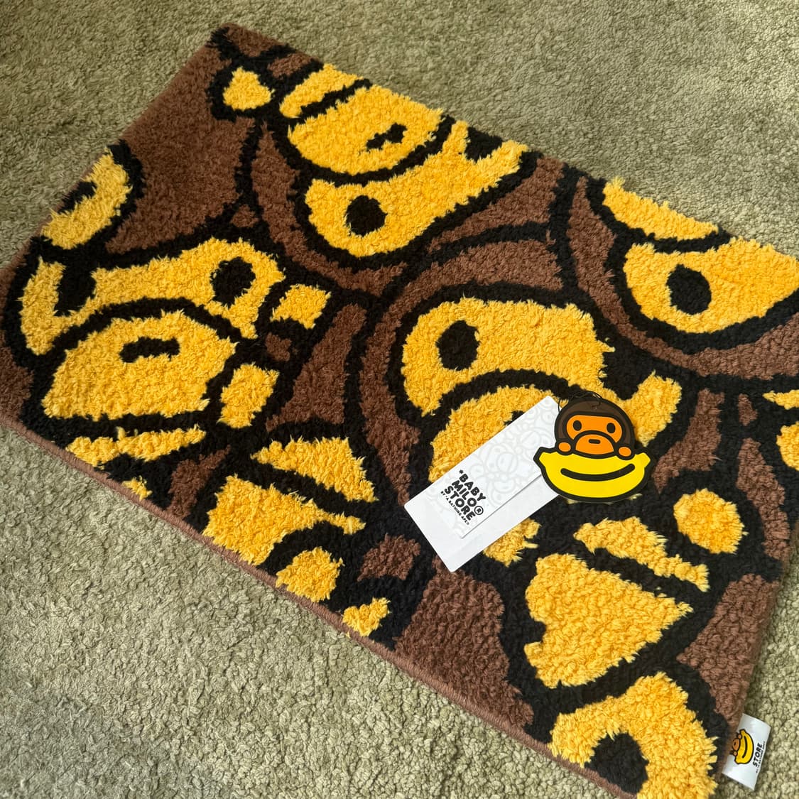 (중고소장품/상태 上) 베이프 베이비마일로 러그 희귀매물 1피스 상품이미지1