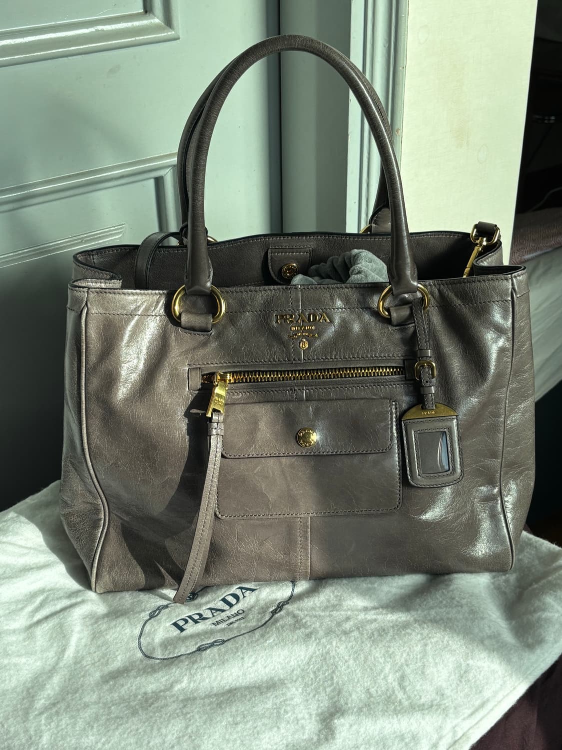프라다 비텔로 빅백 숄더 크로스 토트백 상품이미지1