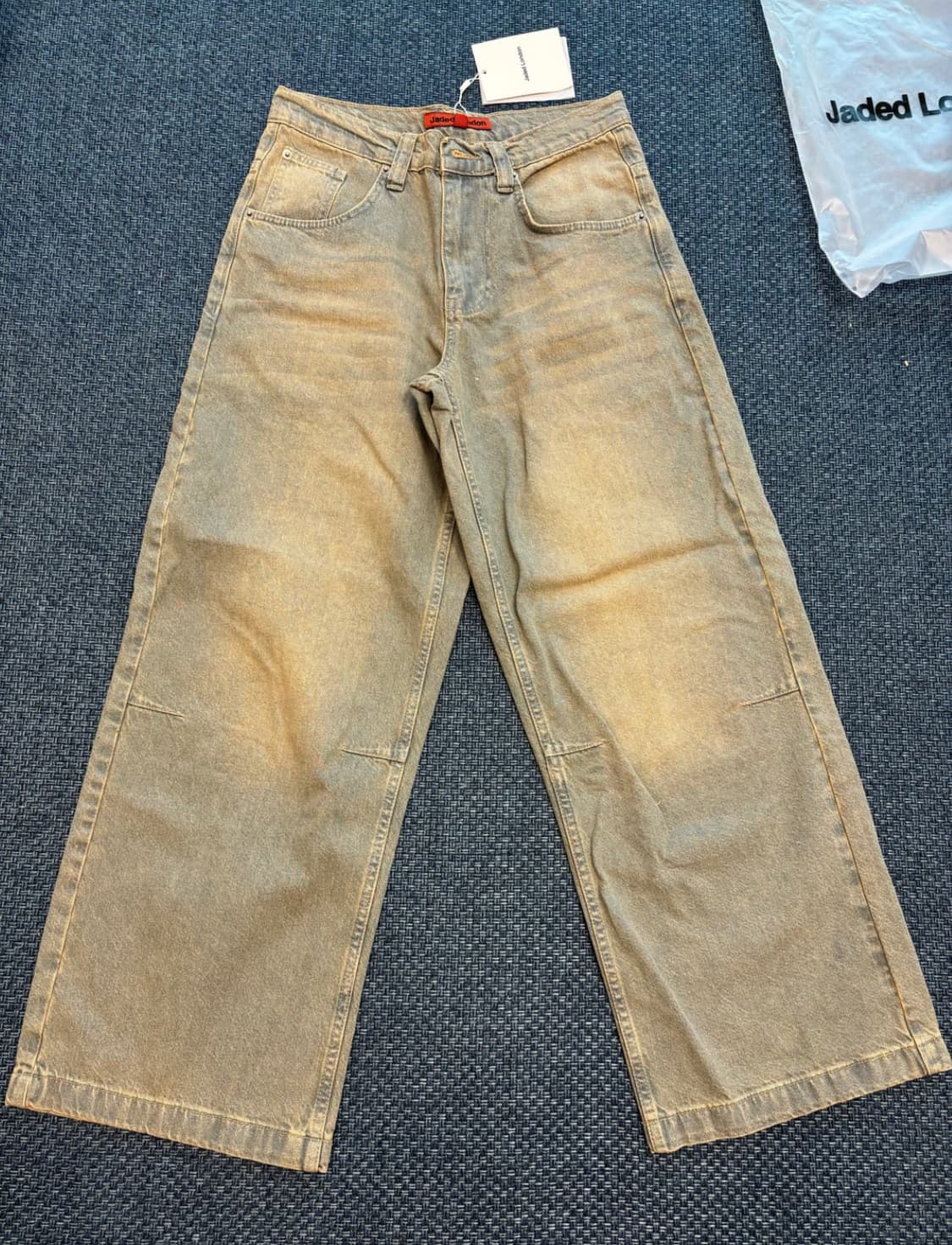 제이디드 런던 Light Wash Colossus Fit Jean 상품이미지2