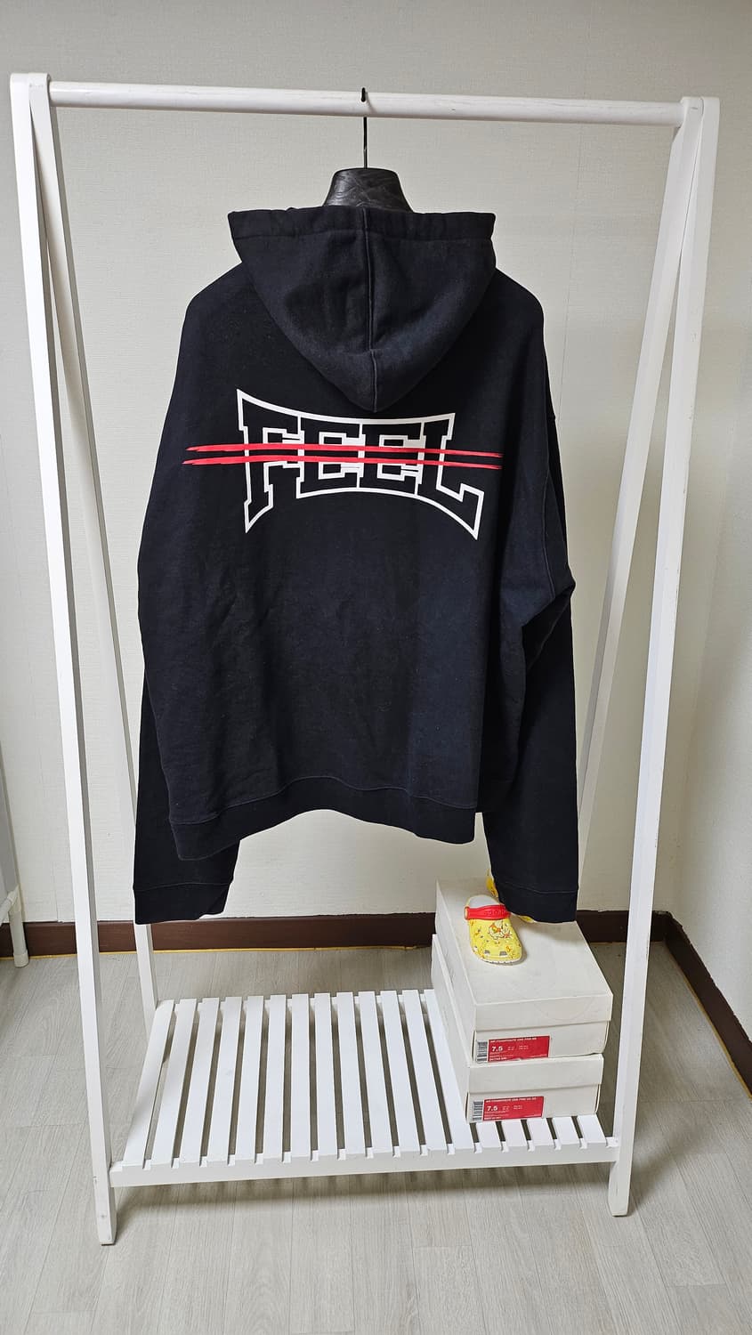 필이너프×네임아웃 롱슬리브 후드 상품이미지1