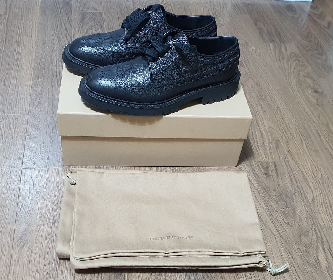 버버리 윙팁 더비 슈즈 41.5 상품이미지10