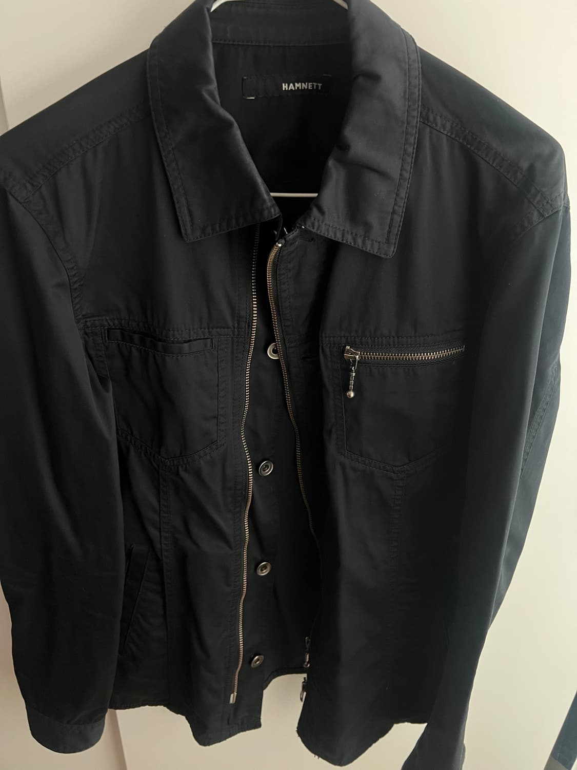 캐서린 햄넷 자켓 블랙 상품이미지3