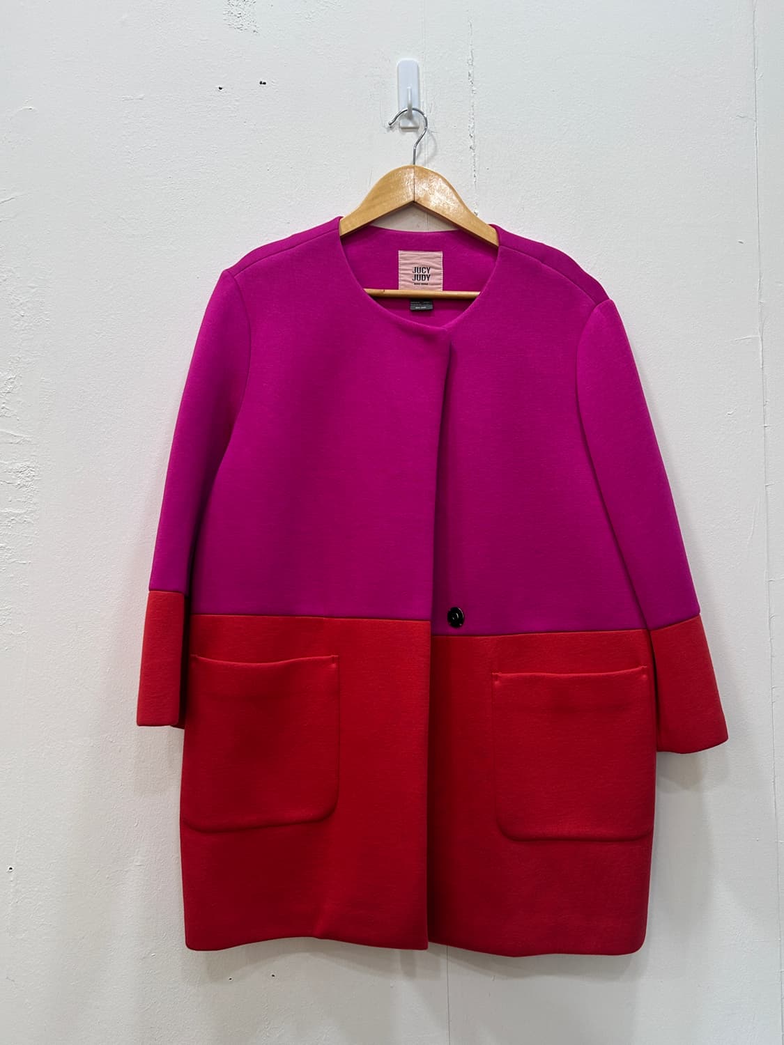[90] 쥬시쥬디 투버튼 핑크레드 반코트 자켓 여성 90사이즈 상품이미지1