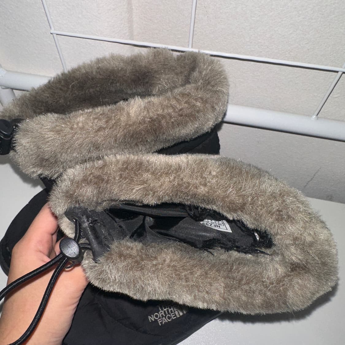 (하자 있음) 빈티지 노스페이스 패딩 부츠 250 상품이미지4