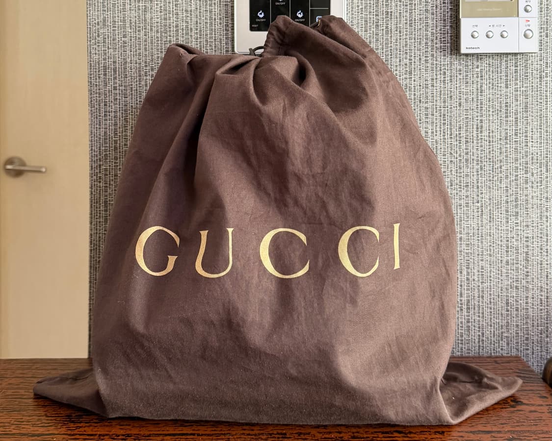 구찌 GUCCI 로고 프린트 GG 수프림 캔버스 가죽 트리밍 버킷백 상품이미지8
