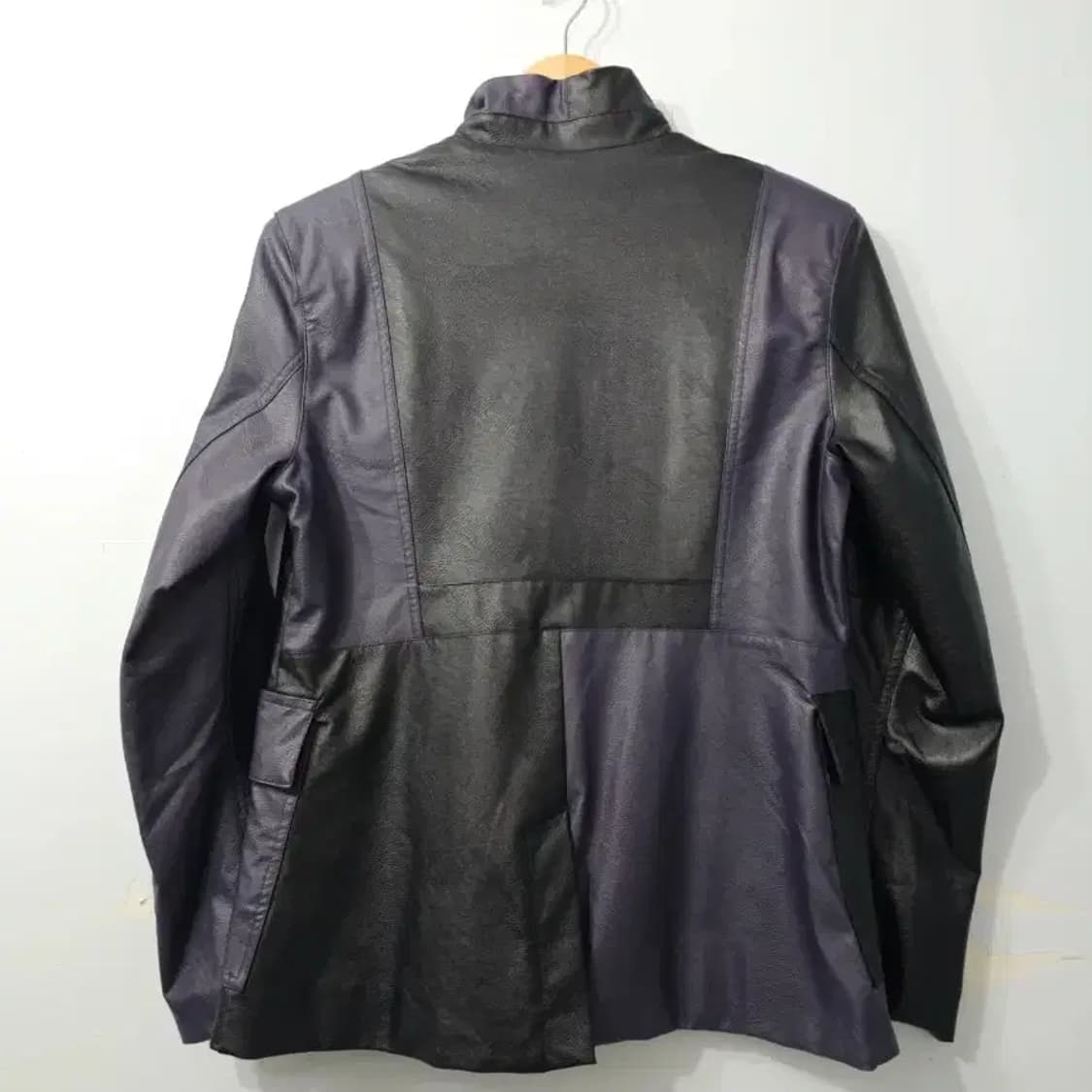 나이키 조던 뉴클래식캡슐2.0 가죽 자켓 ~66 상품이미지4