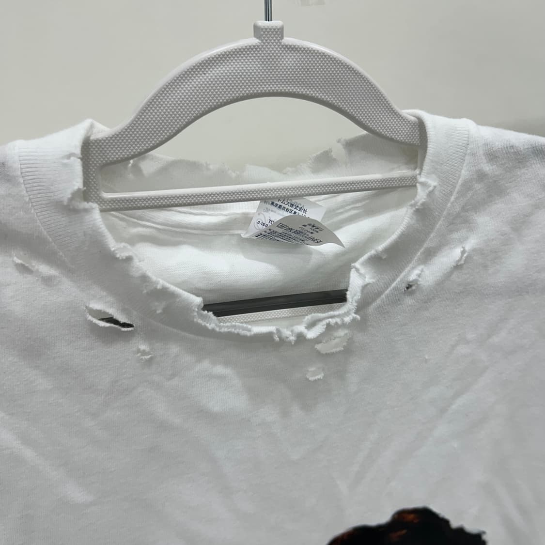 고샤 감성 러시안 디스트로이드 티셔츠 상품이미지2