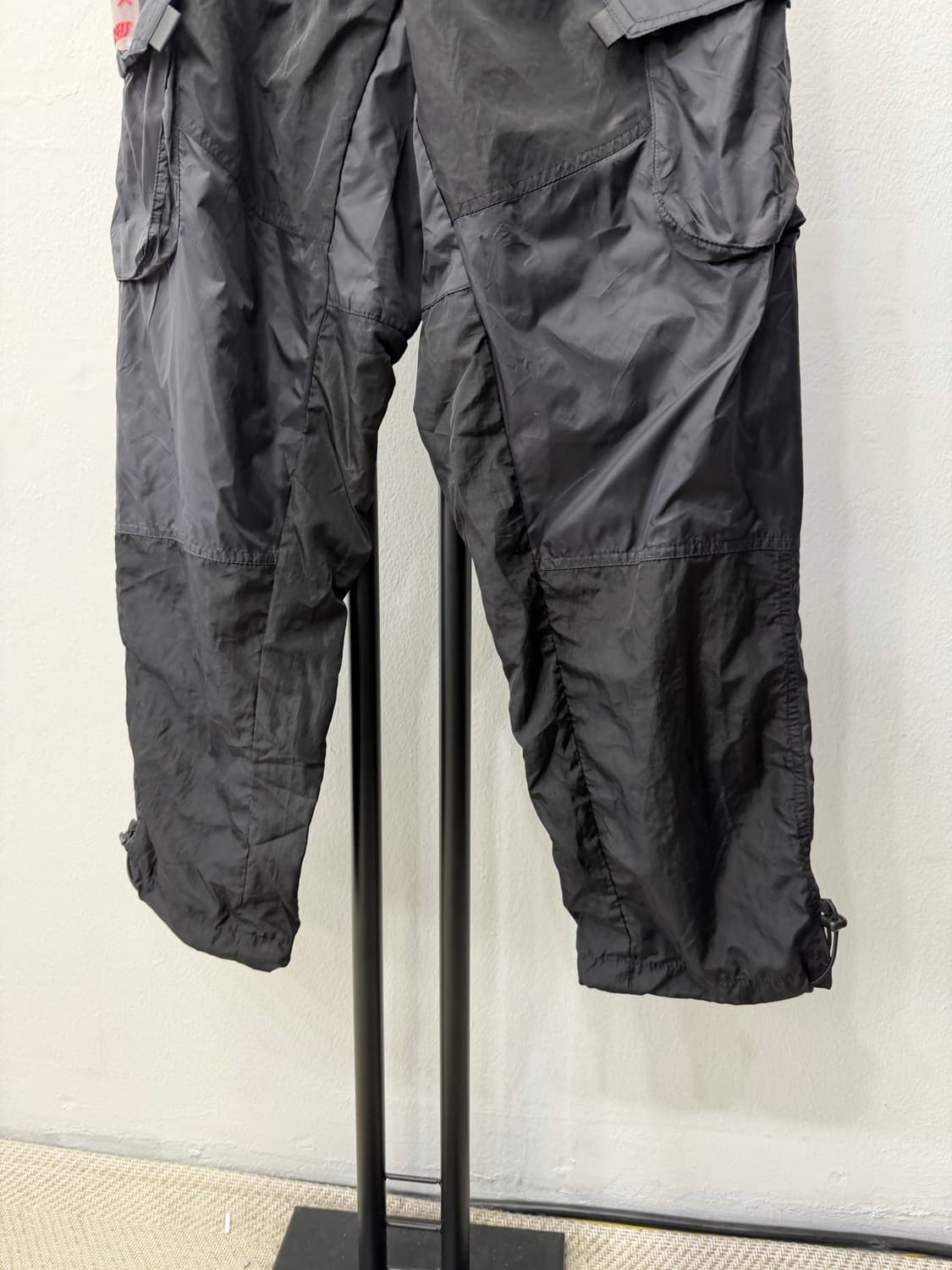 정품) 나이키 조던 블랙 카고 나일론 팬츠 XXL 상품이미지3