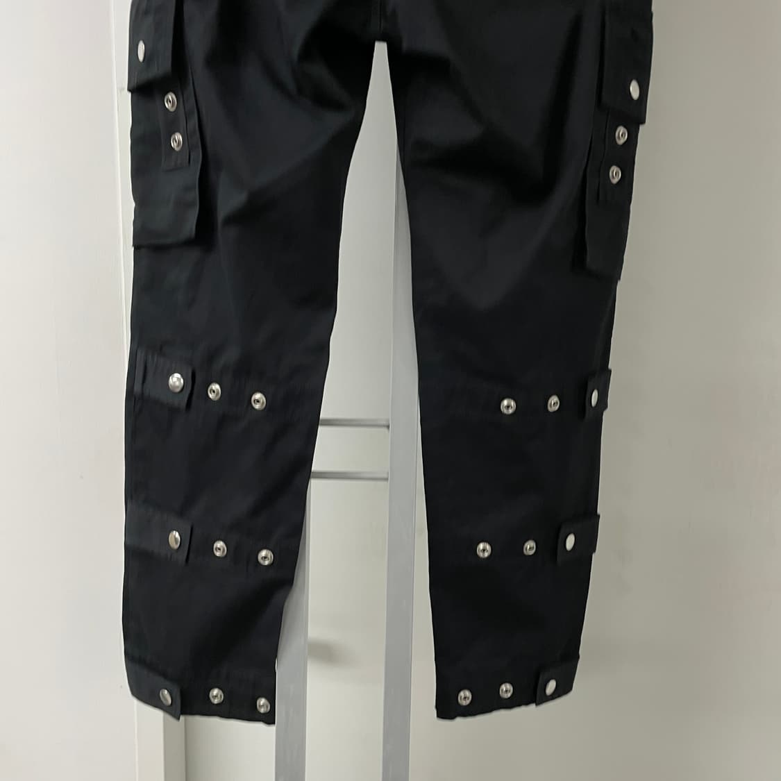 디젤 디테일 카고 팬츠 블랙 30 상품이미지3