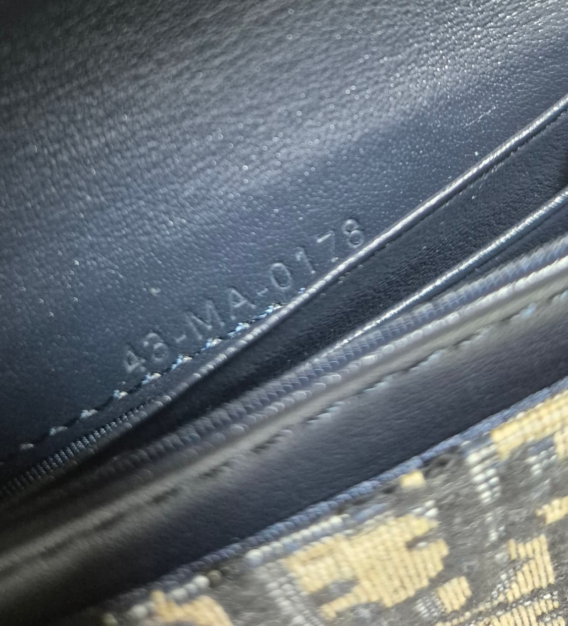 (정품) 디올 오블리크 새들 카드지갑 상품이미지10